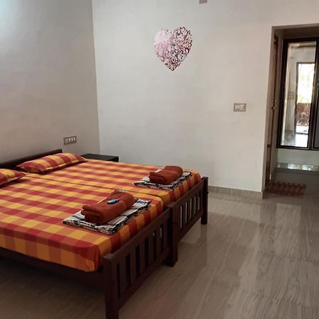 Hotel Ivory Coaste à Kannur Extérieur photo