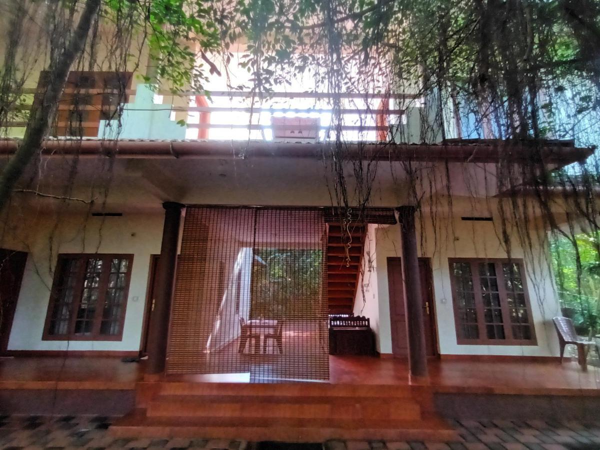 Hotel Ivory Coaste à Kannur Extérieur photo