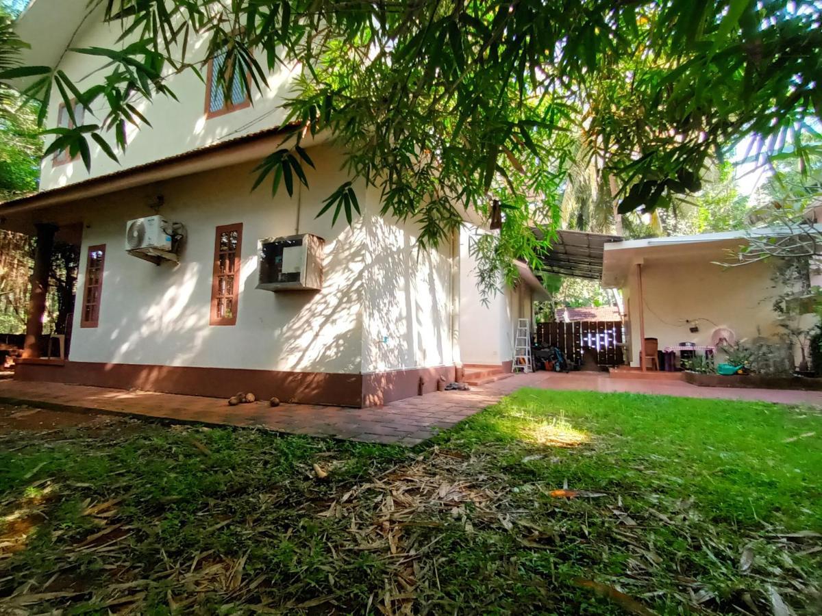 Hotel Ivory Coaste à Kannur Extérieur photo