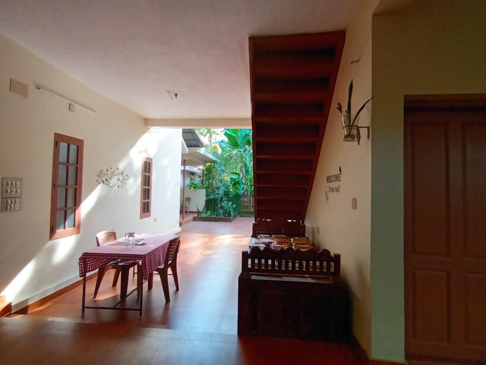 Hotel Ivory Coaste à Kannur Extérieur photo