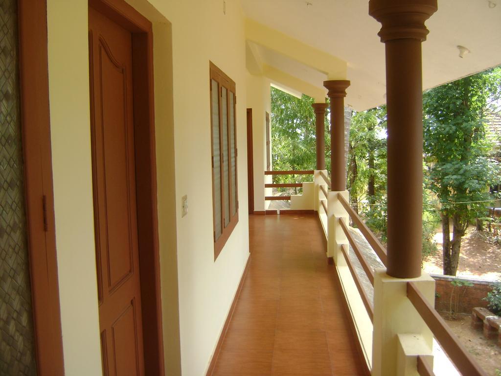 Hotel Ivory Coaste à Kannur Extérieur photo