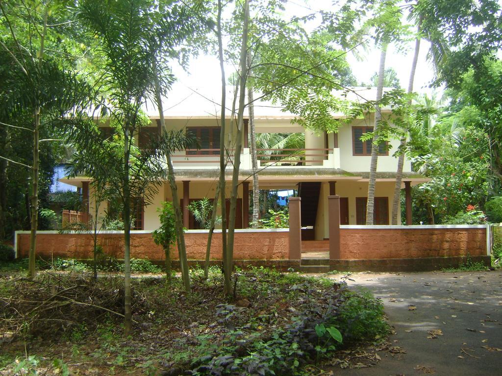 Hotel Ivory Coaste à Kannur Extérieur photo