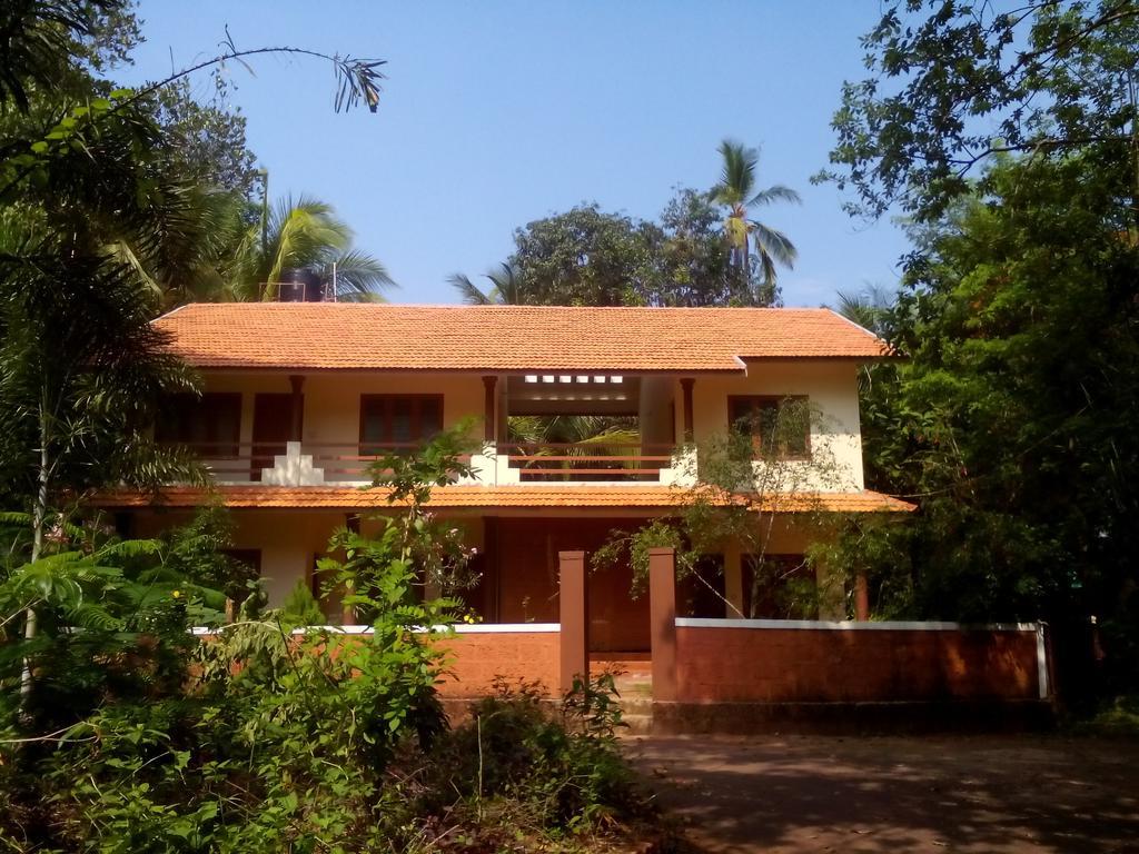 Hotel Ivory Coaste à Kannur Extérieur photo