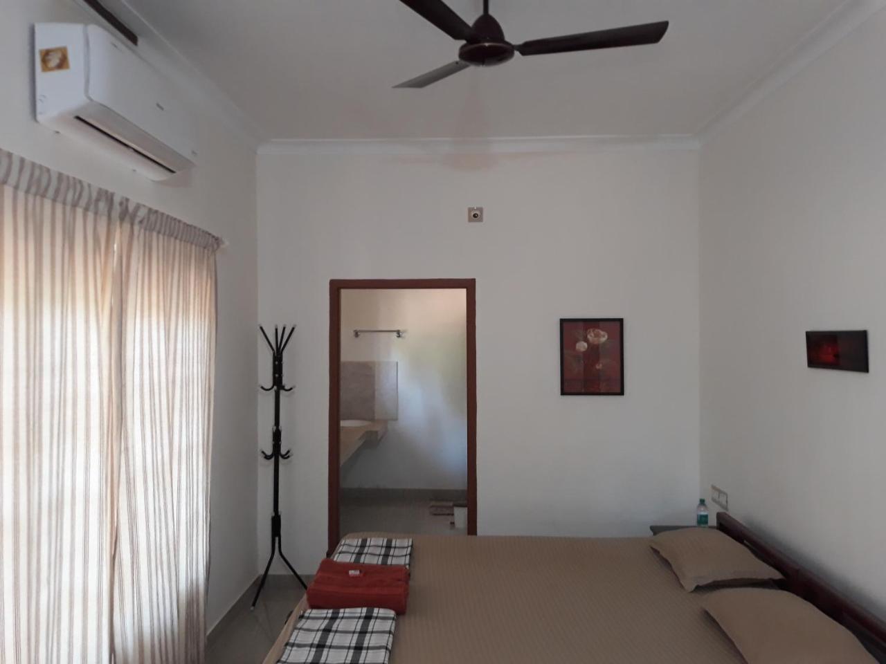 Hotel Ivory Coaste à Kannur Extérieur photo